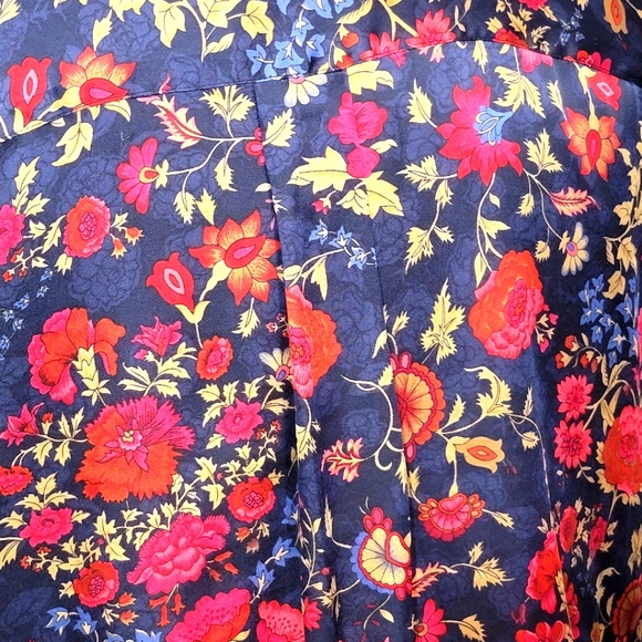 Lauren Ralph Lauren Silk Feel Loose Fit Floral Blouse Size 3X. #519 - Picture 6 of 7